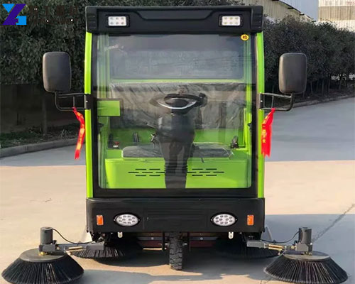 street cleaning equipment