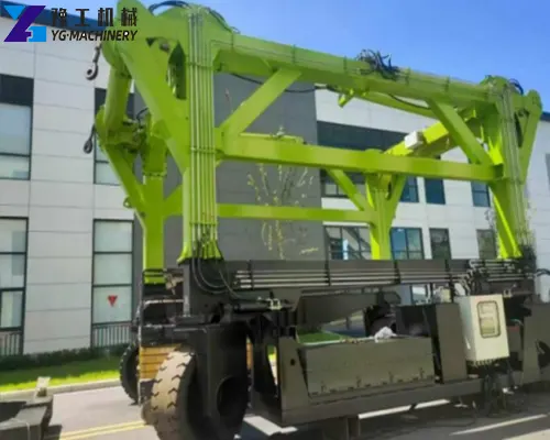 port straddle carrier